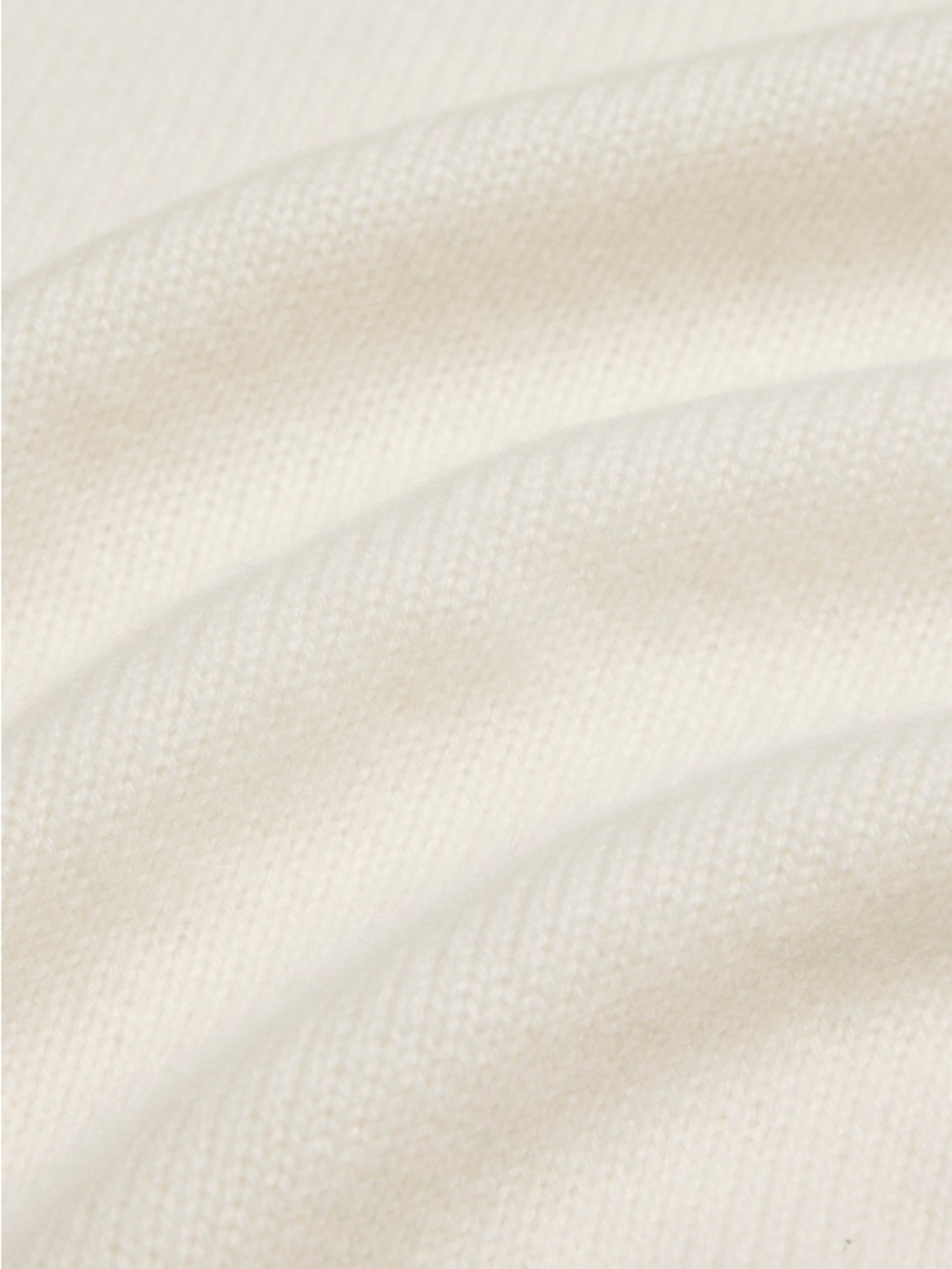 Aritzia Essential Cashmere Idyllic Zip Hoodie - Picture 8 of 16
